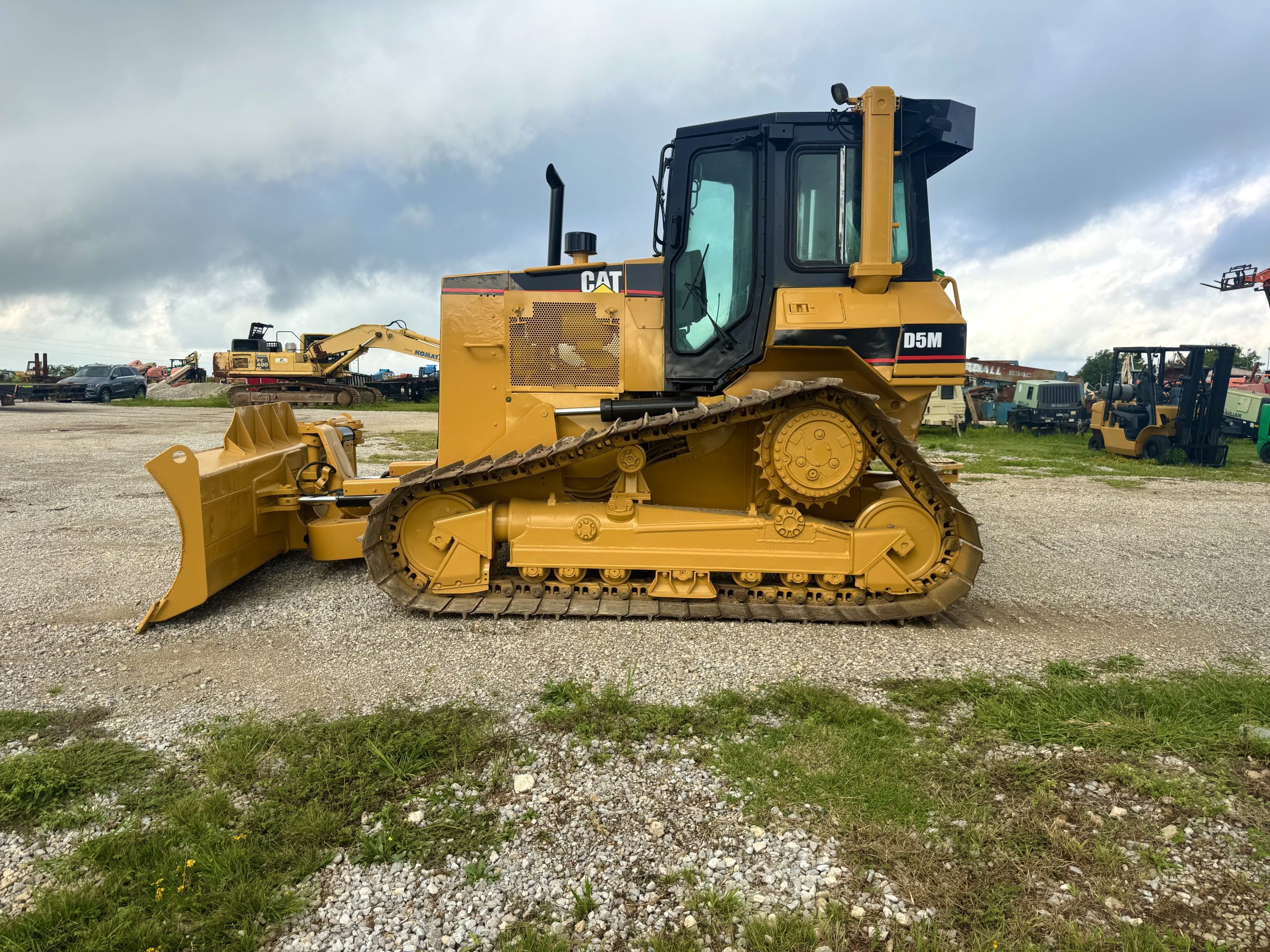 Bulldozer Caterpillar D5M Interstate Heavy Equipment 817.532.3016
