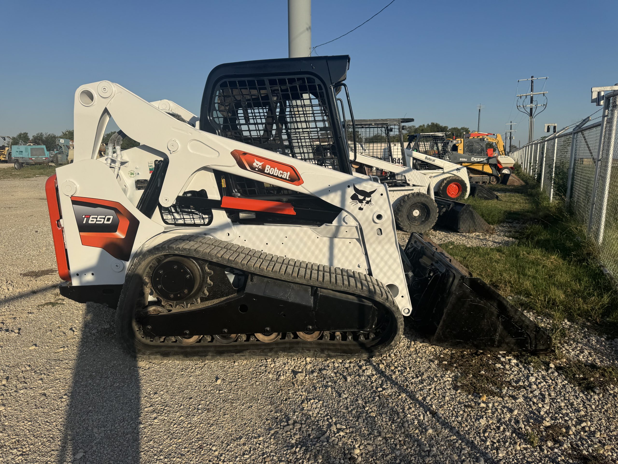 Skid Steer Loader Bobcat T650 Interstate Heavy Equipment 817.532.3016