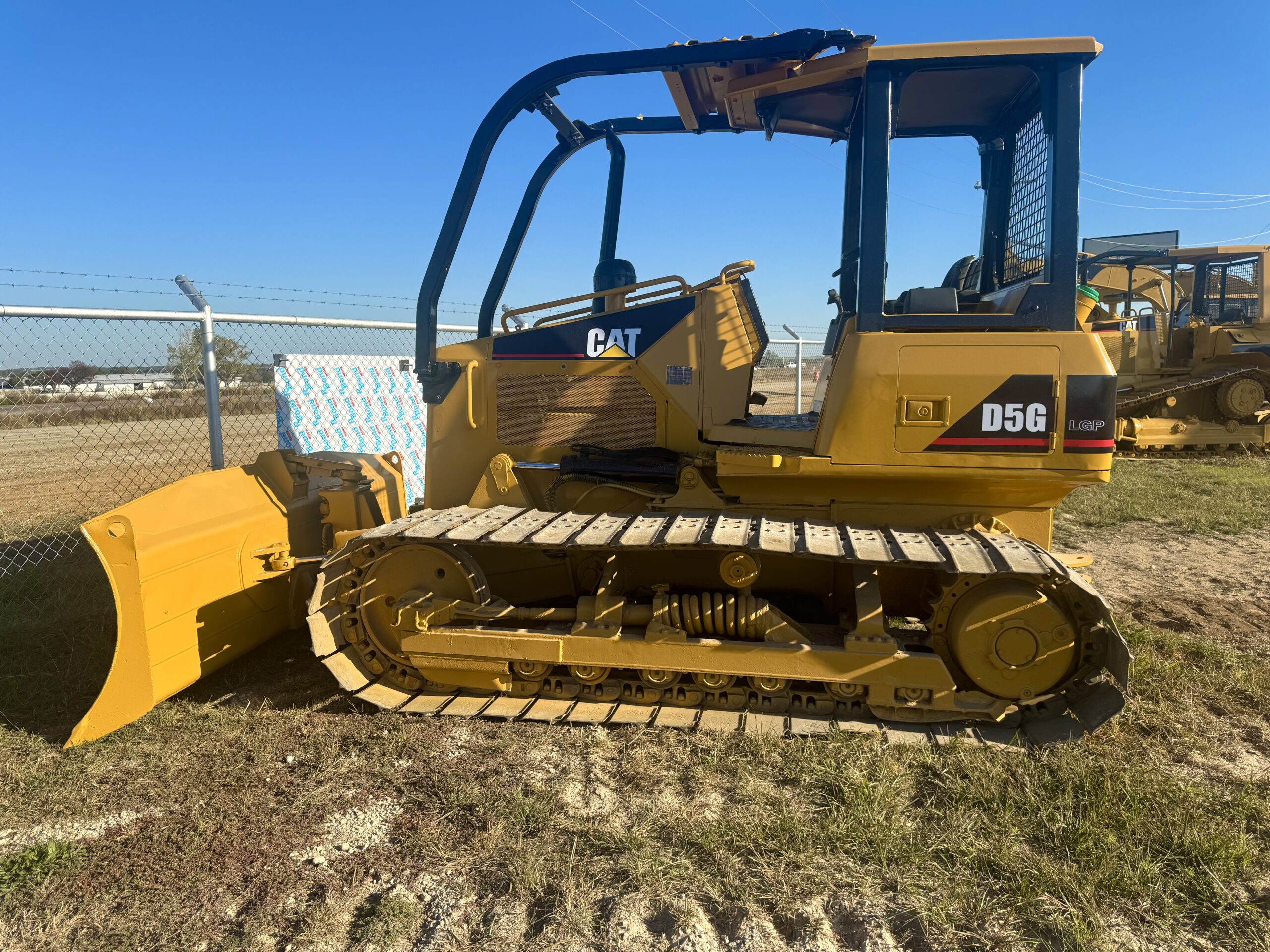 IMG_9436 Bulldozer Caterpillar D5G Interstate Heavy Equipment 817.532.3016