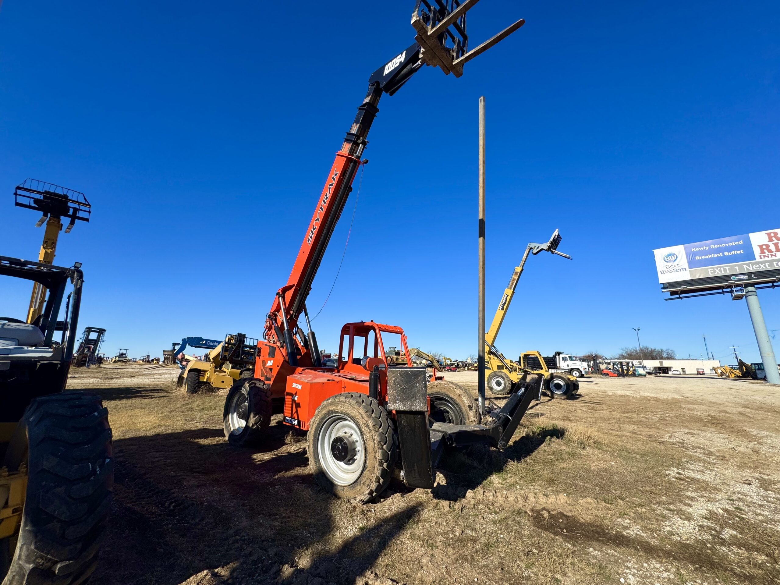 Telehandler Forklift Skytrak 10054 Interstate Heavy Equipment 817.532.3016