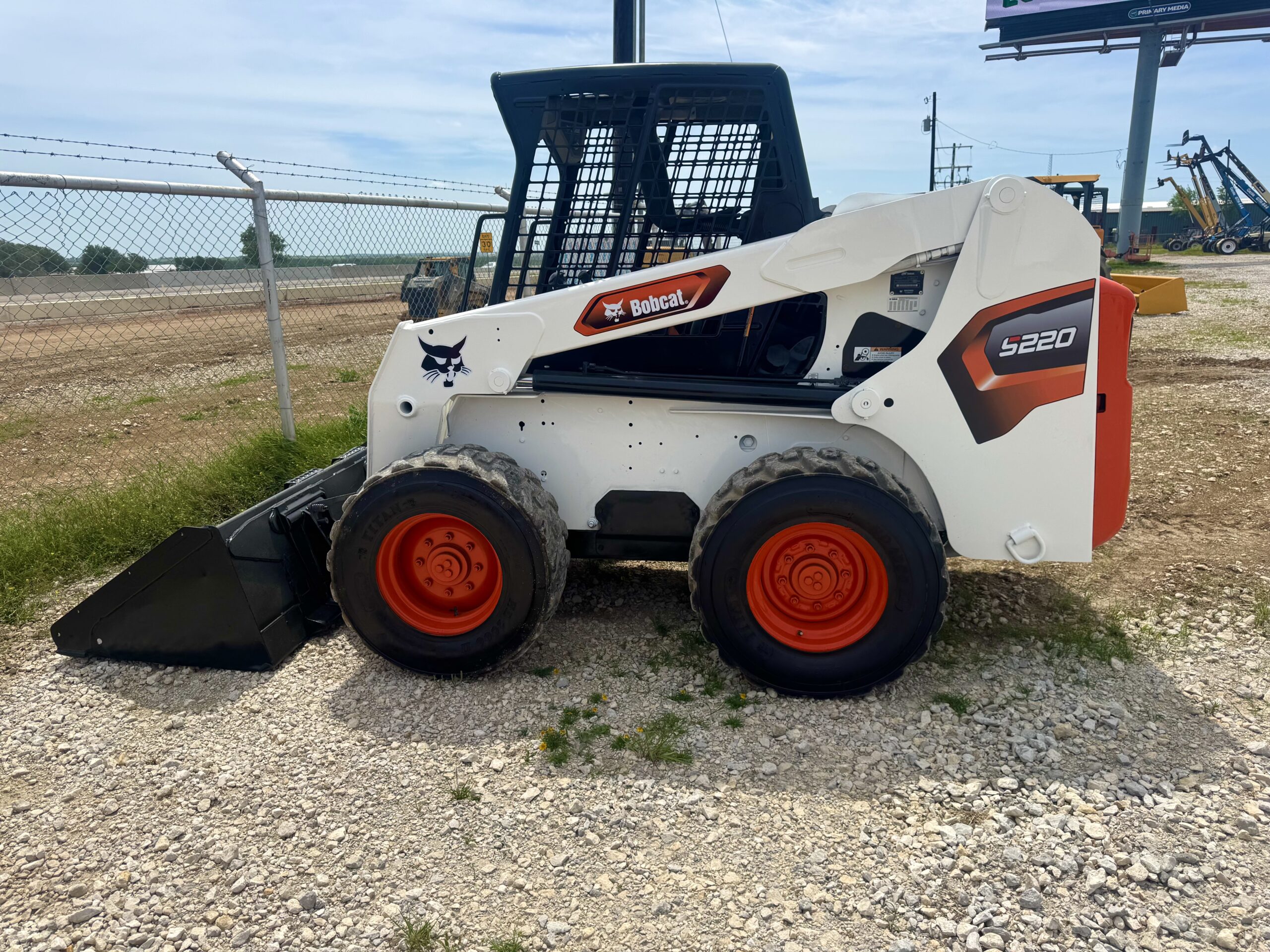IMG_1396 Skid Steer Loader Bobcat S220 Interstate Heavy Equipment 817.532.3016