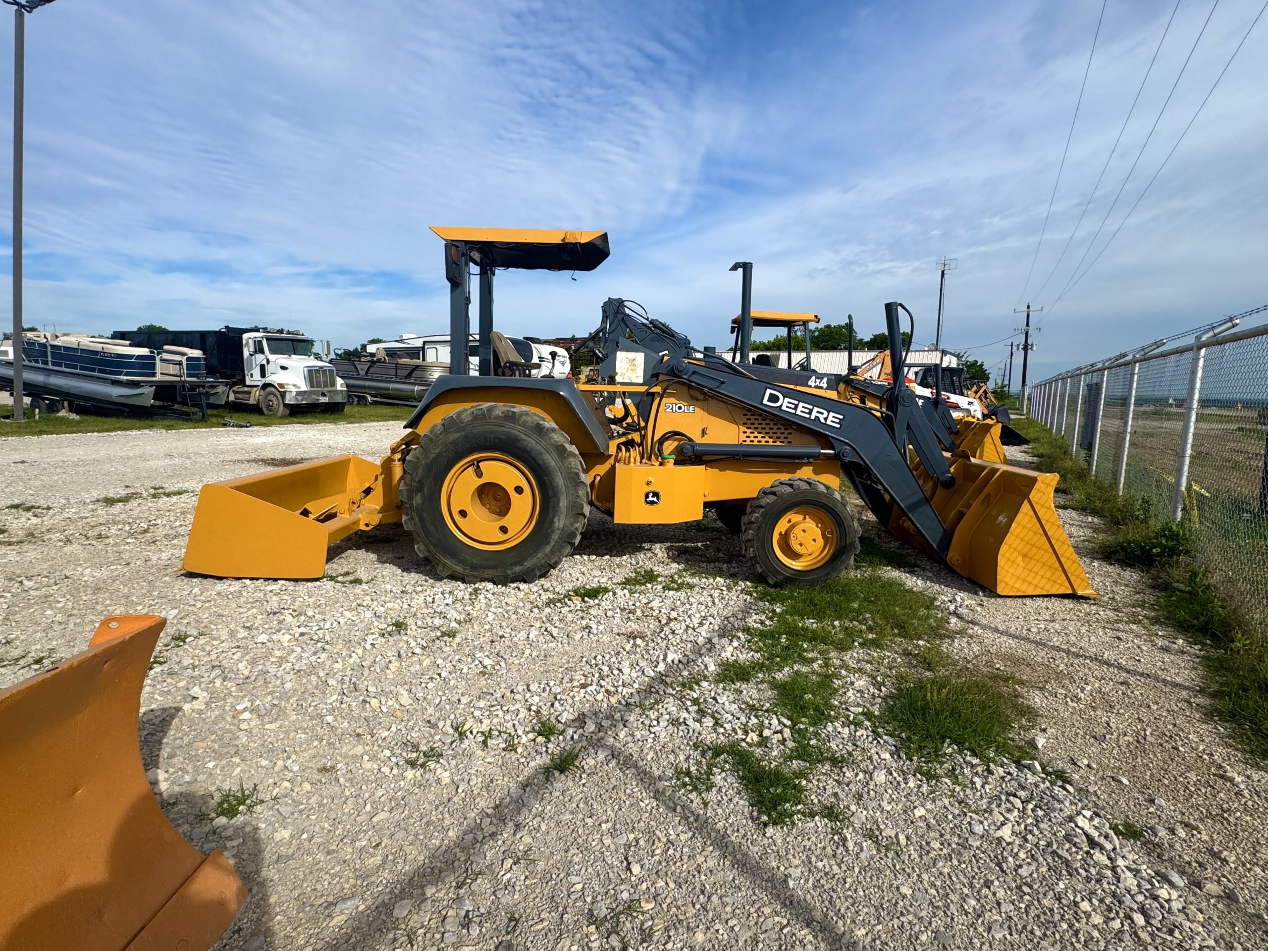 Skip Loader John Deere 210LE Interstate Heavy Equipment 817.532.3016