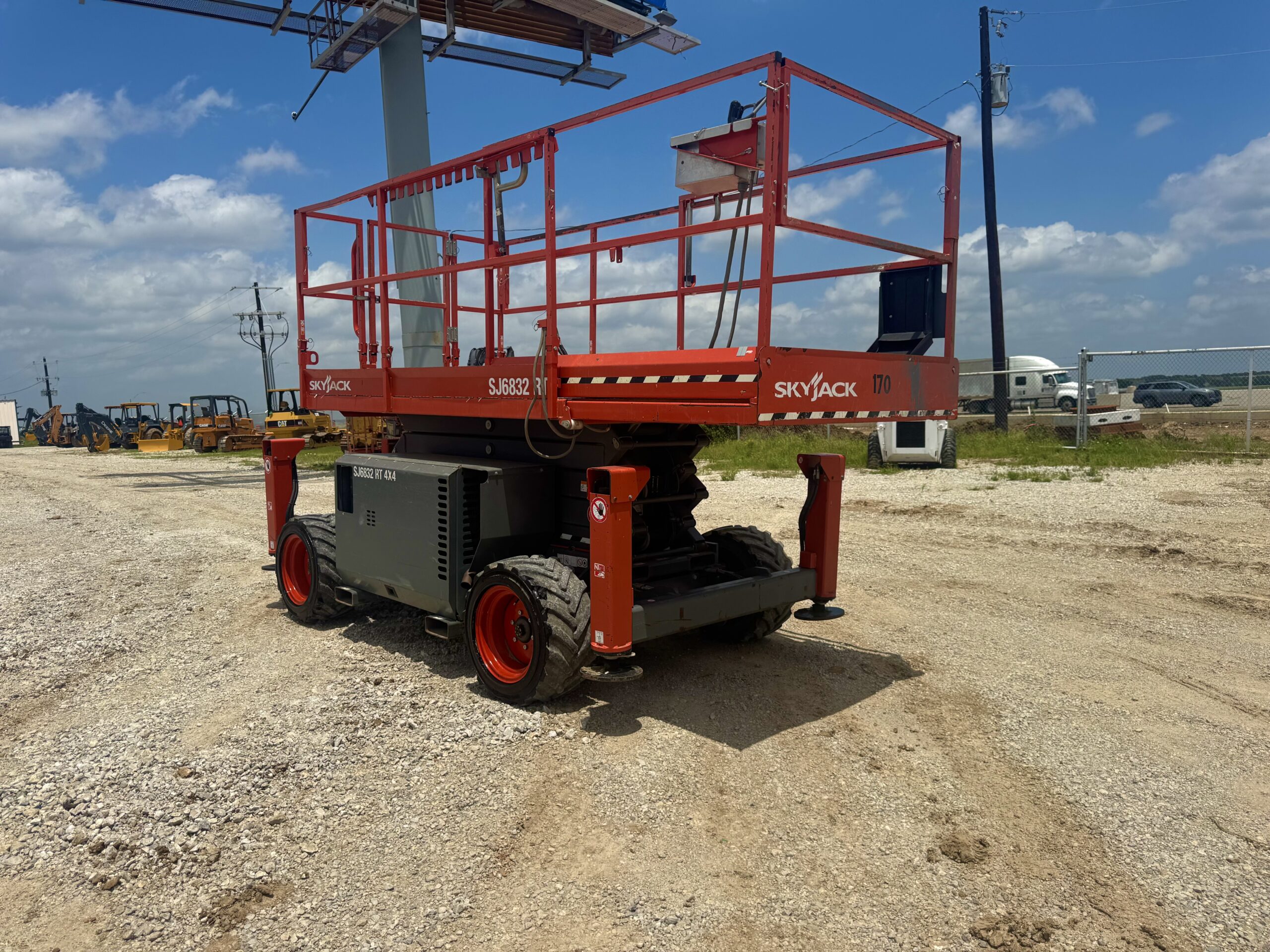 IMG_1630 Scissor Lift Skyjack SJ6832RT Interstate Heavy Equipment 817.532.3016